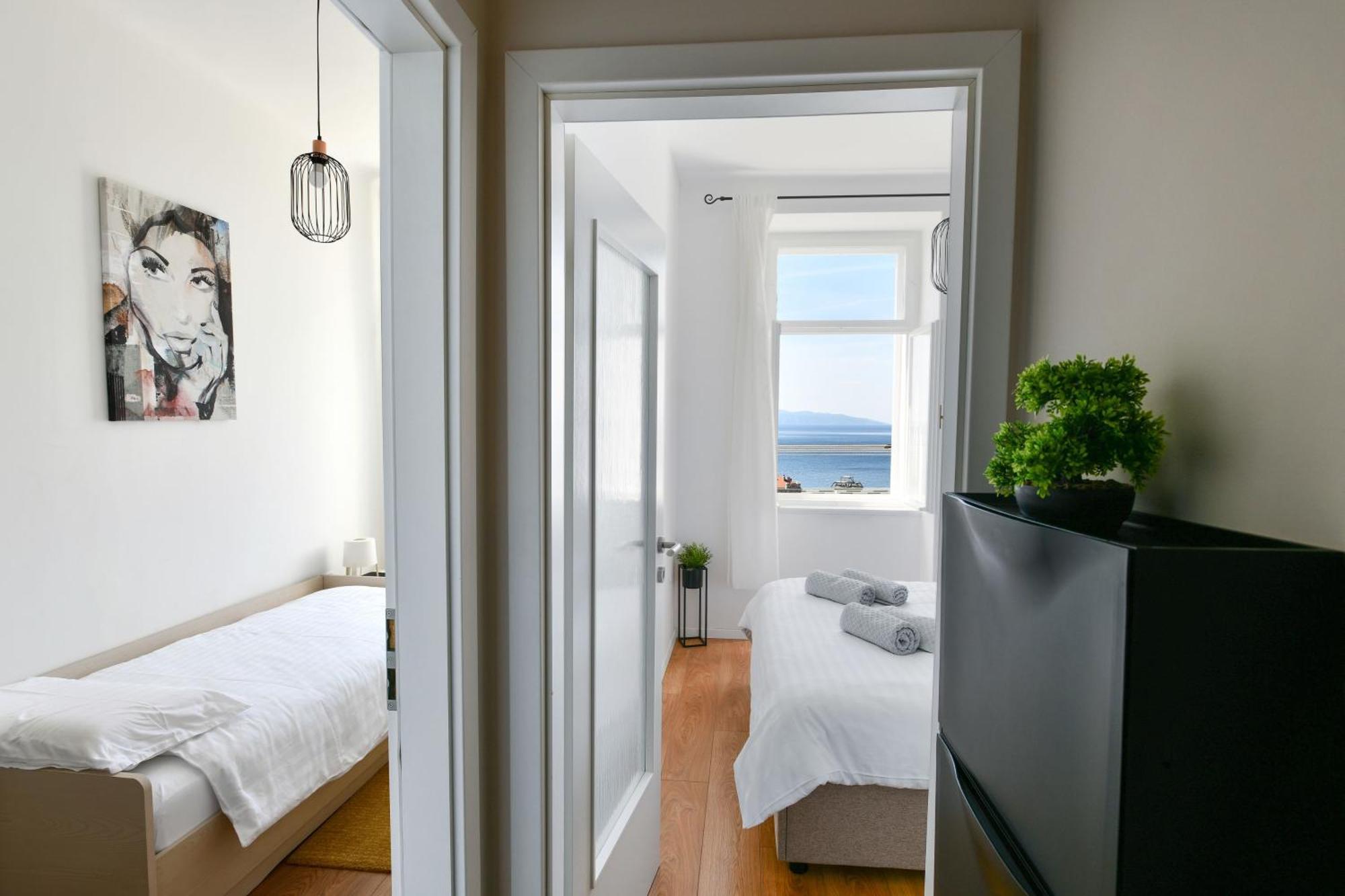 Sea Sun View